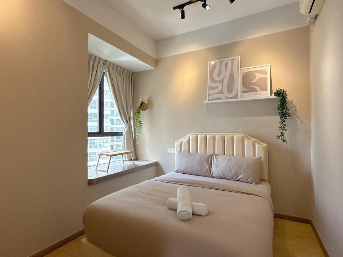 Bay Point Danga Bay By Cactus Homestay Thm جوهر بهرو 0*,  ماليزيا