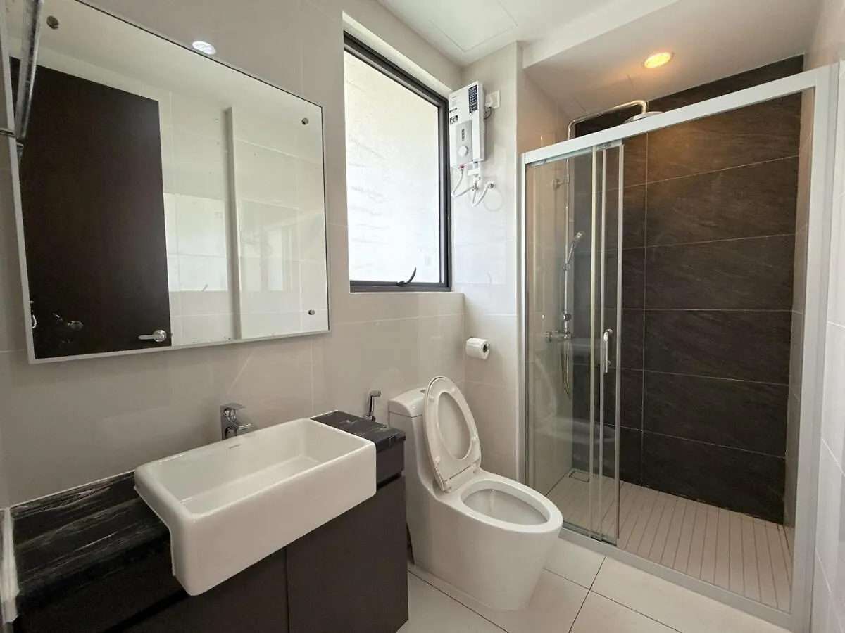 Bay Point Danga Bay By Cactus Homestay Thm جوهر بهرو ماليزيا